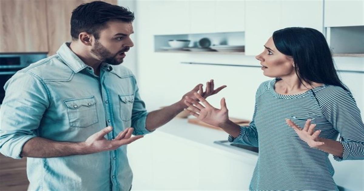 Μαλώνουν σαν “κοκόρια”: Τα 5 ζώδια που είναι οι μεγαλύτεροι καβγατζήδες της παρέας