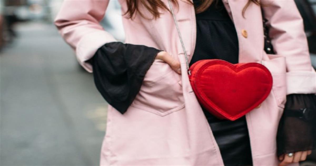 Τα 3 γυναικεία ζώδια που οι άντρες ερωτεύονται με την πρώτη ματιά