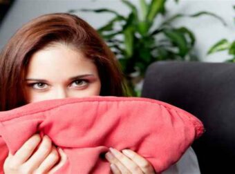 Τι κάνουν τα ζώδια αμήχανα και να αισθάνονται ντροπή;