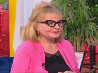 «Στενό μαρκάρισμα» από τη Βίκυ Παγιατάκη: Στιγμές πίεσης για Υδροχόους, Καρκίνους και άλλο ένα ζώδιο