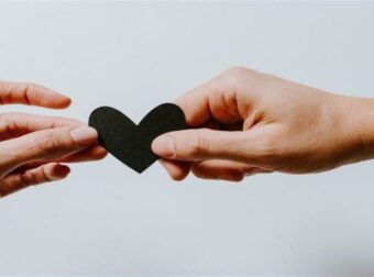 Καλοκαίρι 2023 με Αφροδίτη στον Λέοντα: Υδροχόοι, Ταύροι και άλλα 4 ζώδια που θα απογειωθεούν τα ερωτiκά τους!