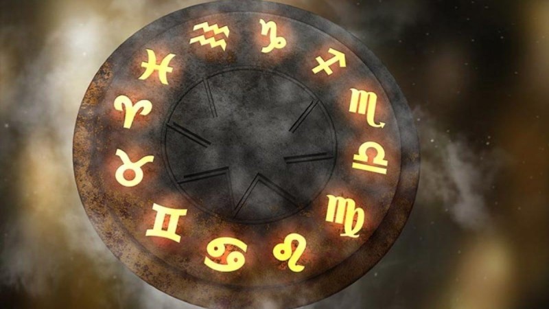 Πανσέληνος που «σκοτώνει» τον έρωτα: Χωρισμοί σοκ για 3 ζώδια – Στο χείλος του γκρεμού Τοξότες, Δίδυμοι και…