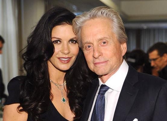 Τα δύο ζώδια που είναι πιθανότερο να κάνουν σχέση με άτομα μικρότερης ηλικίας