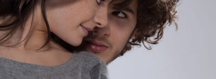 Τα πιο «αταίριαστα» ζωδιακά ζευγάρια που μπορεί να καταλήξουν σε γάμο