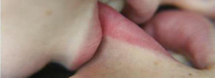 Ποια ΖΩΔΙΑ Φιλάνε Με Πάθος Και Ποια Όχι; Tι Σημαίνει Για Κάθε Ζώδιο Το ΦΙΛΙ!