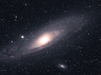 «Απλόχερη» αγάπη από το σύμπαν: Αυτά είναι τα 3 ζώδια που θα ευνοηθούν την εποχή του Καρκίνου