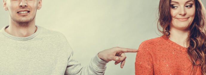 Τα ζώδια που δεν χαμπαριάζουν εύκολα όταν τα φλερτάρουν γιατί το μυαλό τους είναι αλλού