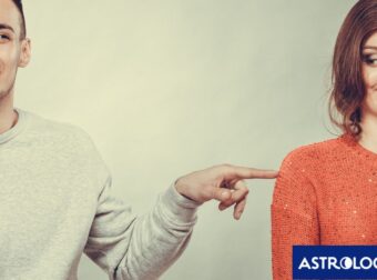 Τα ζώδια που δεν χαμπαριάζουν εύκολα όταν τα φλερτάρουν γιατί το μυαλό τους είναι αλλού