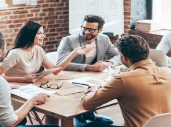 Ζώδια, εργασία και χαρά!