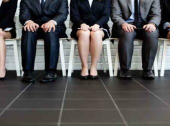 Ζώδια, επαγγελματικός προσανατολισμός και κρίση: Ένας οδηγός καριέρας, για γονείς και παιδιά!