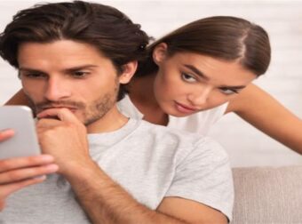 Ζηλιαρόγατοι μέχρι το κόκκαλο: Αυτά είναι τα 4 ζώδια που δεν μπορούν να συγκρατήσουν με τίποτα την ζήλια τους