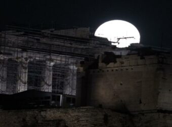 Θα τους «τρελάνει» η Πανσέληνος Νοεμβρίου στον Ταύρο: Πως επηρεάζονται τα 12 ζώδια;