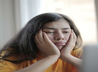 Είμαστε σίγουροι ότι θα σκυλοβαρεθείς μαζί τους – Αυτά είναι τα 3 πιο βαρετά ζώδια