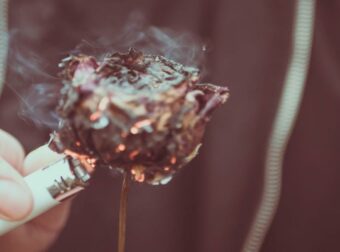 6 ζώδια σε τεντωμένο σχοινί: Ποιοι θα χωρίσουν το 2025