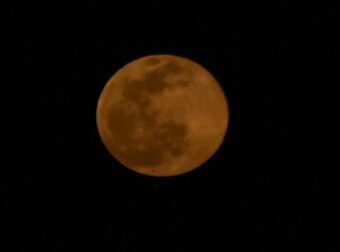 Ανατροπές και εντάσεις φέρνει η Πανσέληνος Μαρτίου: Τα 3 ζώδια που πρέπει να… προσέχουν