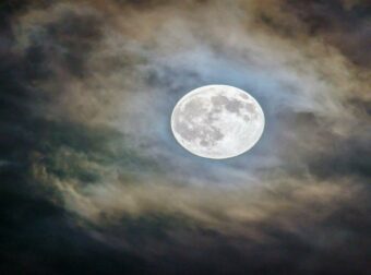 Πανσέληνος στην Παρθένο: Τα 6 ζώδια που επηρεάζει