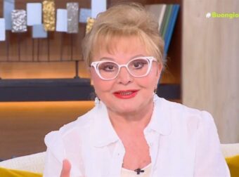 Η Βίκυ Παγιατάκη μας προειδοποιεί για καθοριστική Πανσέληνο: Οι προβλέψεις για τα 12 ζώδια