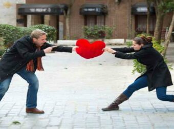 Ποια λάθη πρέπει να αποφεύγουν τα ζώδια σε έναν καβγά!