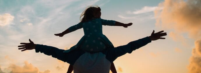 Γιορτή του πατέρα: Οι πιο ταιριαστοί ζωδιακοί συνδυασμοί πατέρα και κόρης