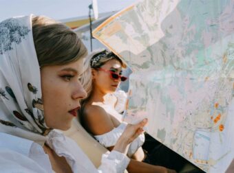 Αυτά τα 3 ζώδια βρίσκουν τα ταξίδια… βαρετά! Προτιμούν να μένουν σπίτι