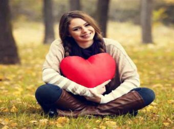 Πόσο αλλάζουν τα ζώδια όταν ερωτεύονται… για τα καλά;