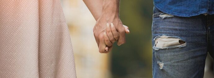 Ζώδια Σήμερα 04/08: «Θερμές» επαφές