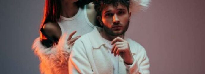 Τέσσερις γυναίκες του ζωδιακού που τους αρέσει να «παίζουν με το μυαλό» του άντρα