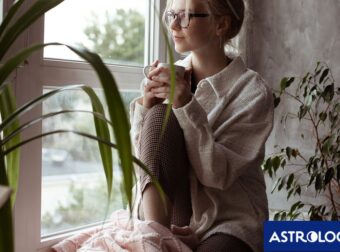 Ημερήσιες Προβλέψεις για όλα τα Ζώδια, 15/10: Σχέσεις που ανθίζουν μέσα από την μεταμόρφωση