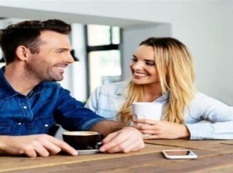 Ζώδια και νέες γνωριμίες: Πως αντιδρά το κάθε ζώδιο σε προξενιό από φίλους;