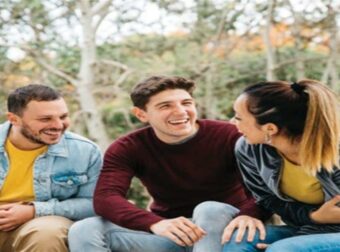 Η ψυχή της παρέας: Αυτά είναι τα 3 πιο κοινωνικά ζωδια που θα συναντήσετε