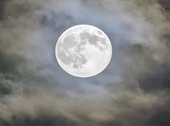 Αυτά είναι τα 4 ζώδια που θα αναστατώσει η αποψινή Πανσέληνος στον Ταύρο