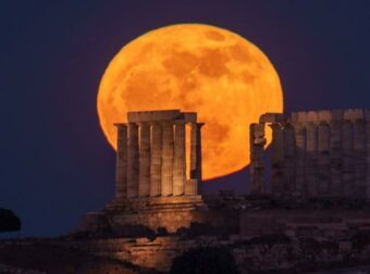 Ζώδια: Η Πανσέληνος στον Ταύρο «ξυπνά» το θηρίο που κρύβουμε μέσα μας!