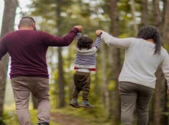 Το έχουν στο DNA τους: Αυτά είναι τα 5 ζώδια που γίνονται οι καλύτεροι γονείς