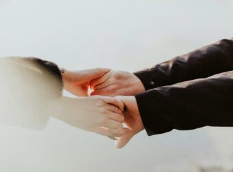 Ζώδια 2/12: Δυναμική ανανέωση σε σχέσεις για πολλούς!