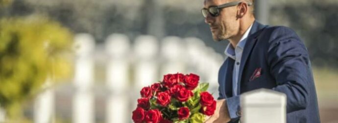 Τρεις γυναίκες του ζωδιακού που ελκύονται από μεγαλύτερους άντρες