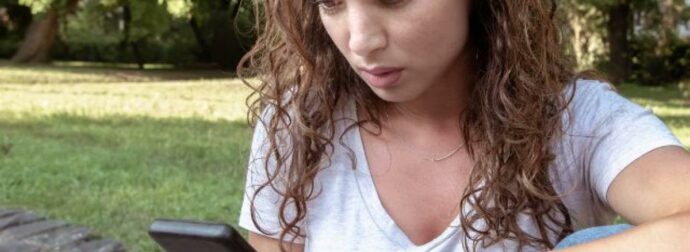 Οι γυναίκες του ζωδιακού που «στάζουν χολή» στα social media μόλις χωρίσουν