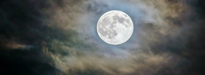 Ζώδια σήμερα 23/3: Σελήνη στους Διδύμους – Η μέρα που όλα λέγονται και όλα κλείνουν!