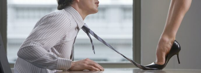 Αν σε βάλουν στο μάτι αυτές οι γυναίκες του ζωδιακού, θα στο χαλάσουν το σπίτι!