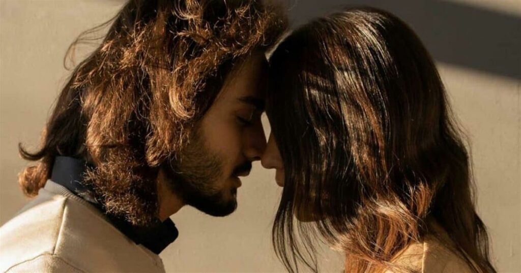 Auτά είναι τα ζώδια που ταιριάζουν απόλuτα μεταξύ τους