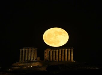 Πανσέληνος Πρωτομαγιάς 2026 στον Σκορπιό: Η ώρα των μεγάλων αποκαλύψεων – Το πλανητικό σκηνικό που θα ταράξει τα νερά