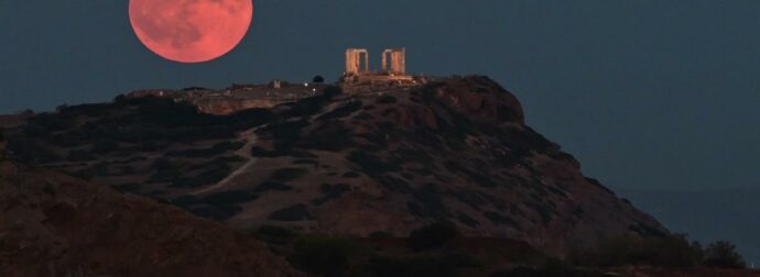 Η πιο «καuτή» Πανσέληνος του Μαΐου: 6 ζώδια κερδίζουν σε αισθηματικά και οικονομικά