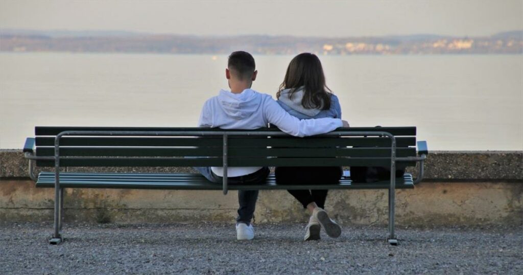 Τους είναι δύσκολο να αφήσουν το παρελθόν: Τα 3 ζώδια που επιστρέφουν πάντα σε πρώην συντρόφους