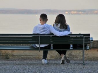 Τους είναι δύσκολο να αφήσουν το παρελθόν: Τα 3 ζώδια που επιστρέφουν πάντα σε πρώην συντρόφους